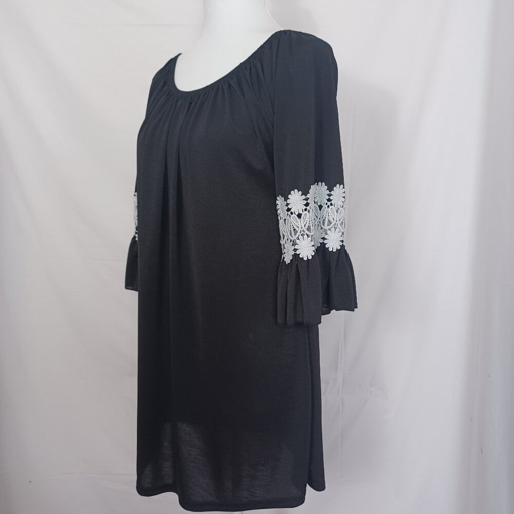 Win Win Ruffle Sleeve Tunic - Picture 4 of 9